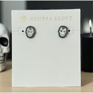 NWT! Kendra Scott Skeleton Gunmetal Stud Earrings in Ivory Mother-of-Pearl